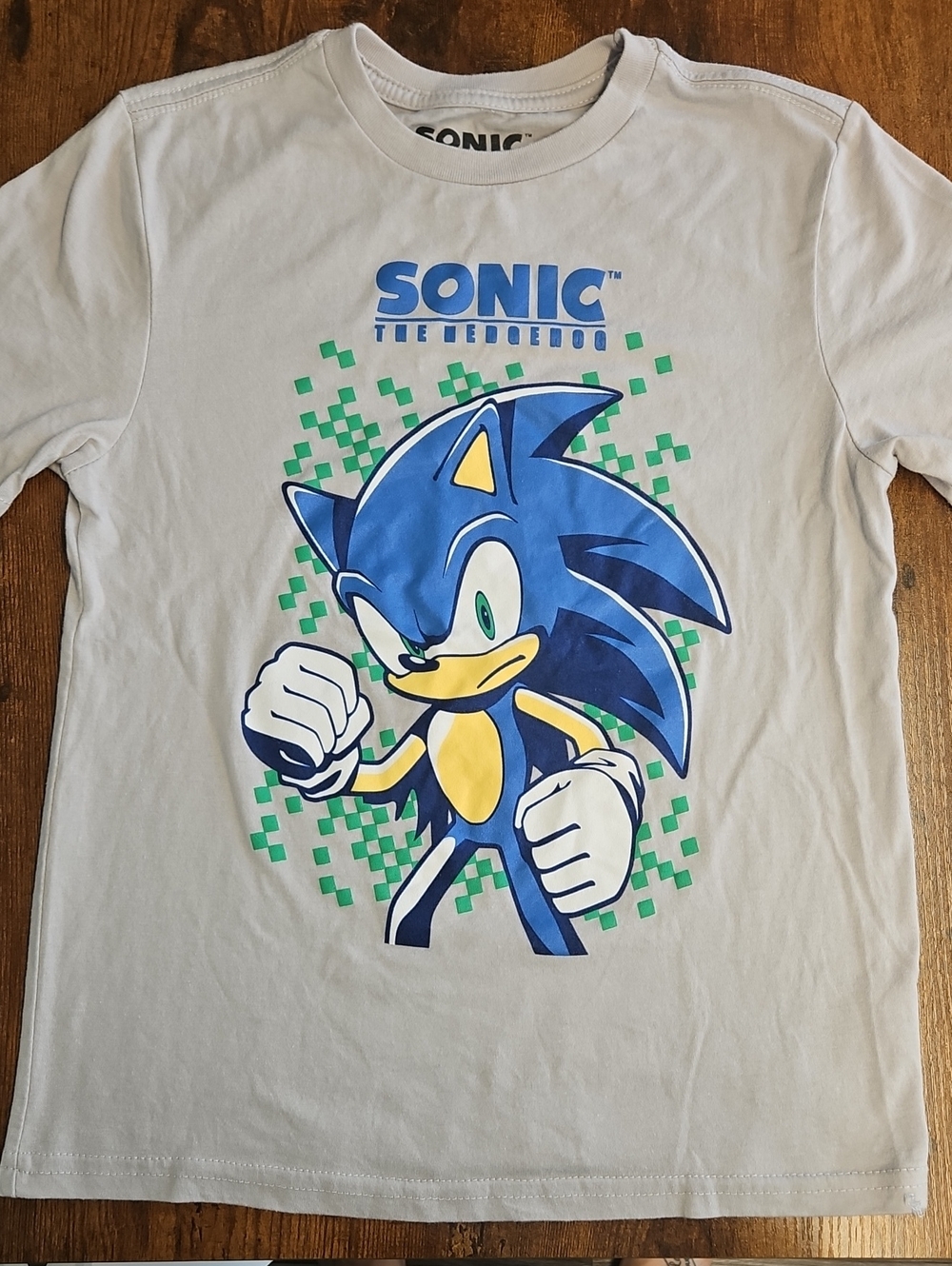 Sonic The Hedgehog Graphic Tee Size M 8